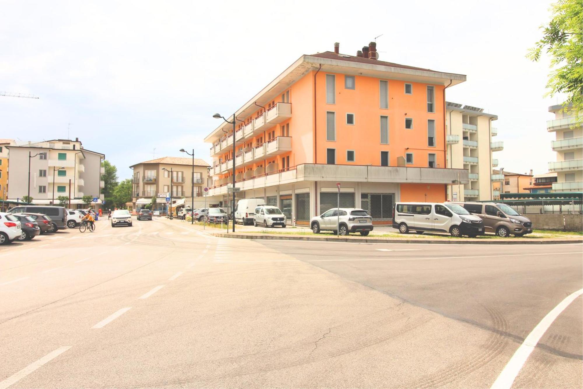 Apartamento Holiday Caorle Exterior foto