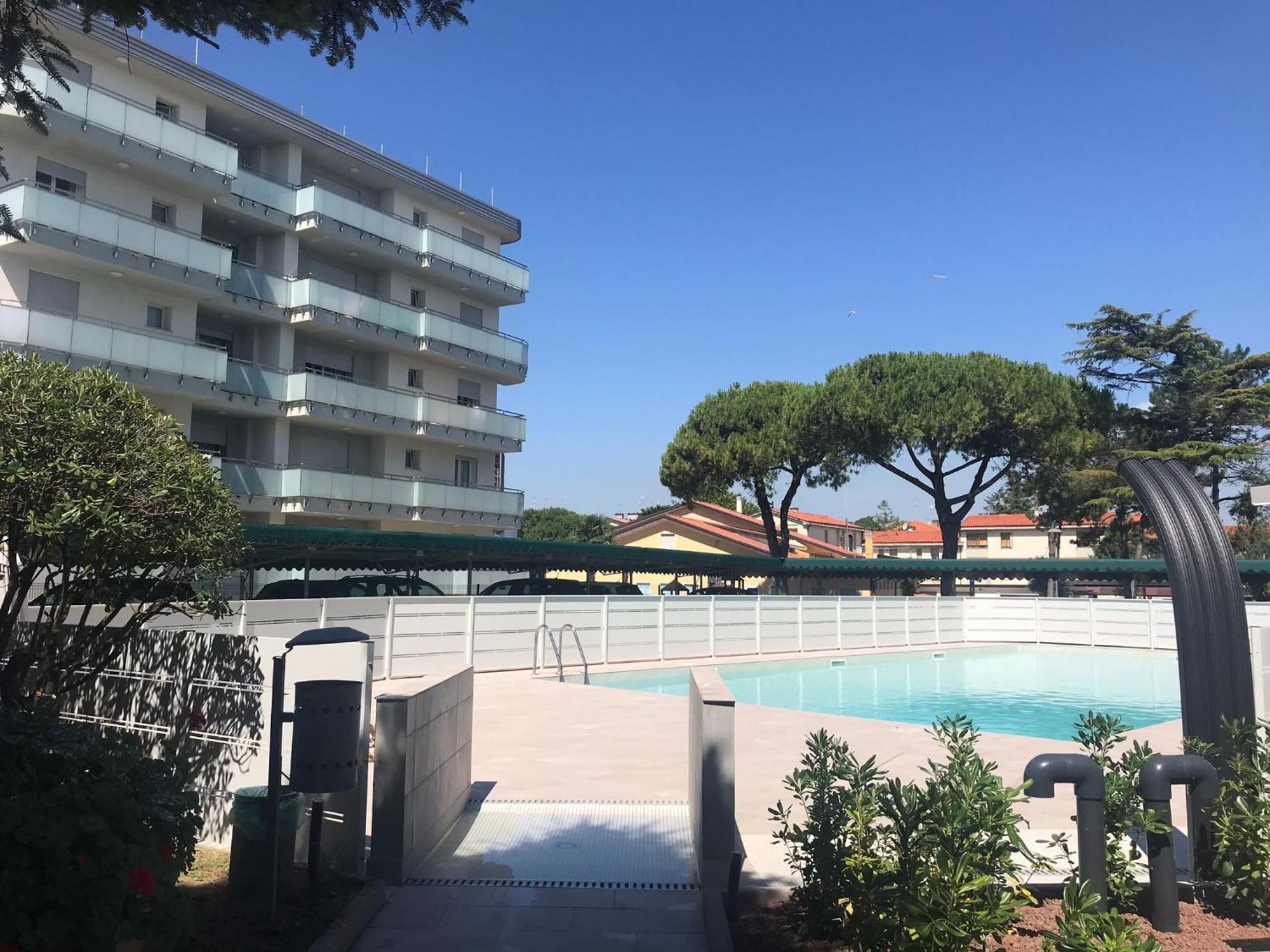 Apartamento Holiday Caorle Exterior foto